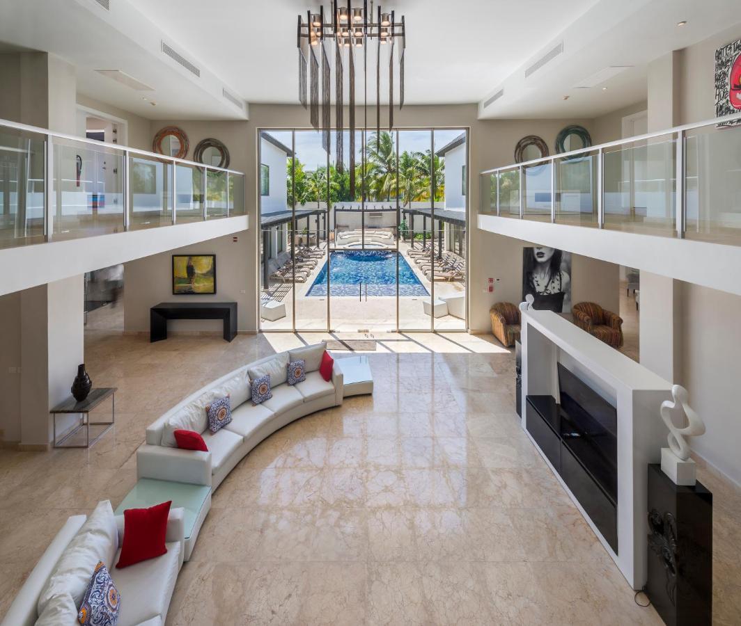 Resort Royalton Chic Punta Cana, An Autograph Collection & Casino, Adults Only
